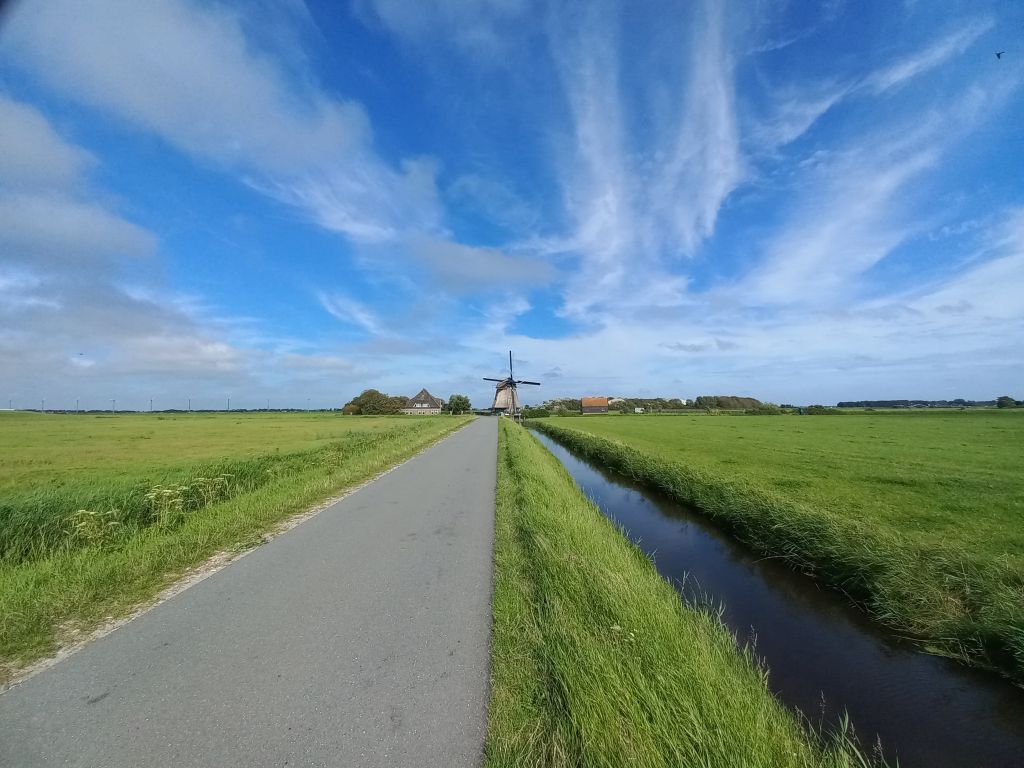 region_slide028
